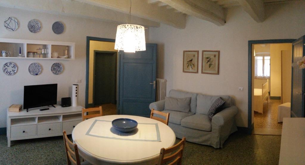 Abitare Il Borgo Piazza Del Popolo Daire Castagneto Carducci Dış mekan fotoğraf